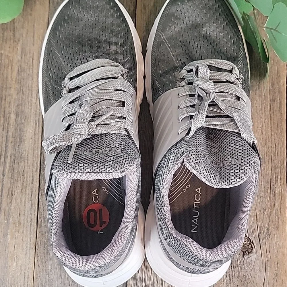 Nautica Men's casual sneakers Size 10